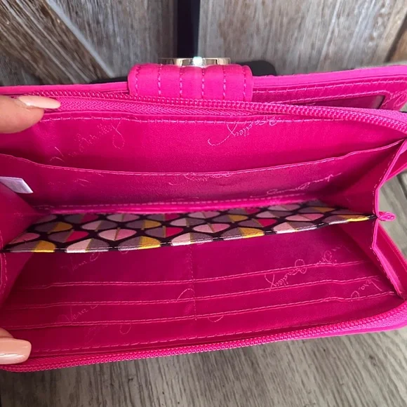 Vera Bradley Fuchsia Pink Quilted Wallet - Picture 8 of 11